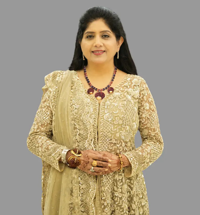 Sakhashree Neeta - Founder of Rudraksha Ratna Chakra Therapy (RRCT)